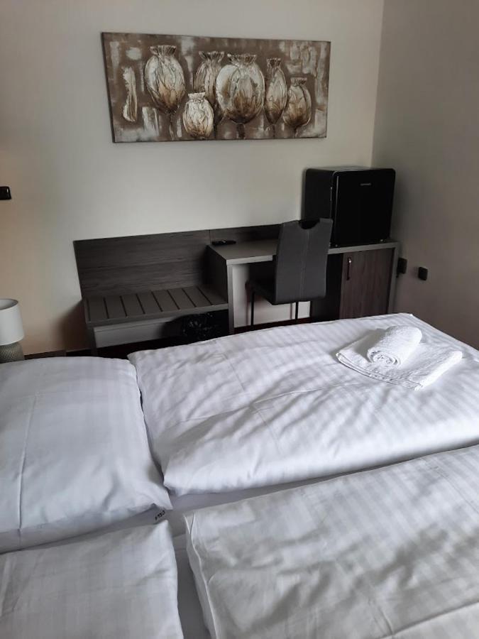 Hotel Orka โมราฟสกา เชโบวา ภายนอก รูปภาพ
